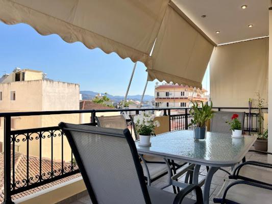 Central Apartment In Quiet Neighborhood Near Sandy Beach Chania  Exterior photo