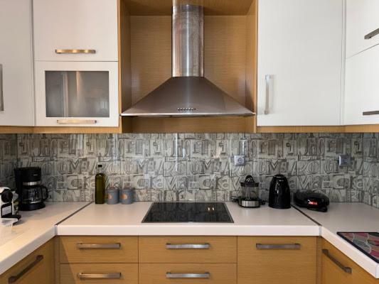 Central Apartment In Quiet Neighborhood Near Sandy Beach Chania  Exterior photo